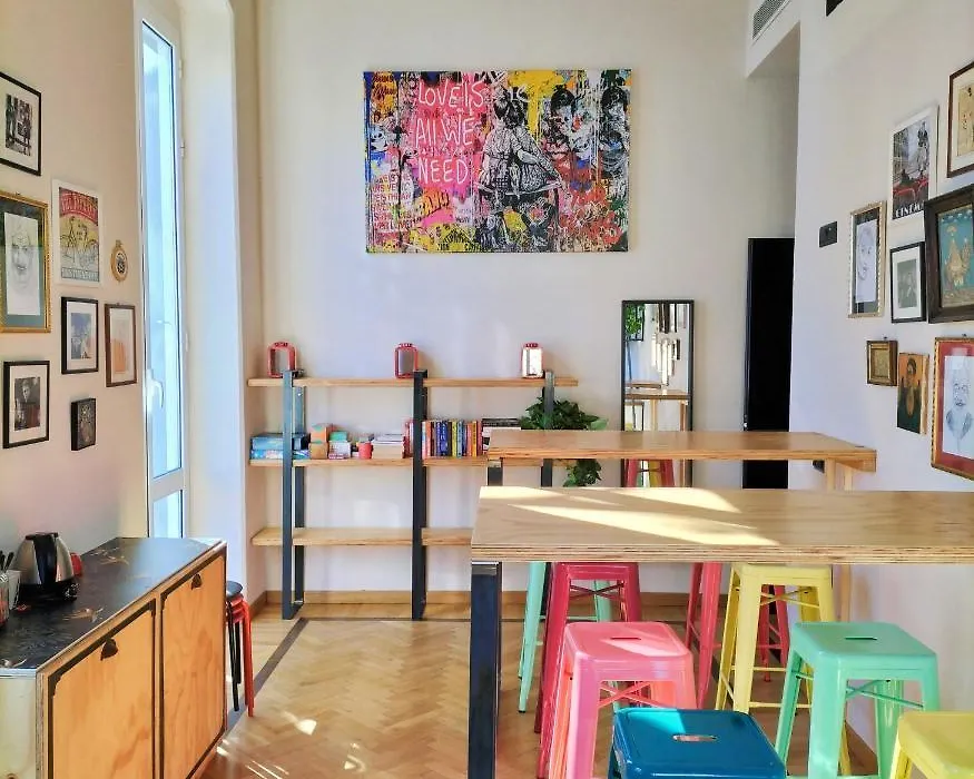 5 Terre Backpackers City-1